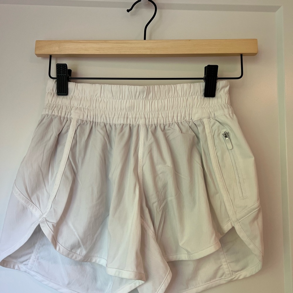 Lululemon White Tracker Shorts 4”
